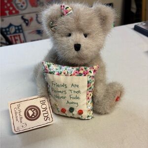 NWT Boyds The Head Bean Collection Mia Goodfriends